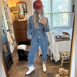 & Denim | Women's Medium Blue Lightweight Denim Jumpsuit zip up front